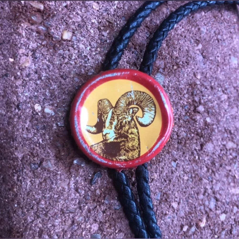 Ram Shiner Bock beer Bottle-cap Bolo Tie black cord bamboo tips unique gift - Picture 3 of 4